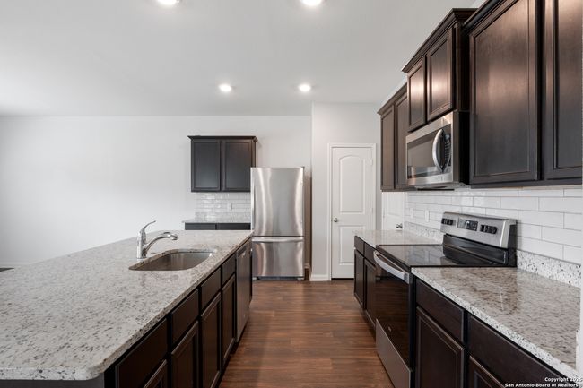 3862 Leighton Hbr, House other with 4 bedrooms, 3 bathrooms and null parking in Von Ormy TX | Image 8