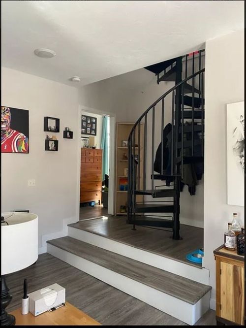 304-40 Summer, Bridgewater, MA, 02324 | Card Image