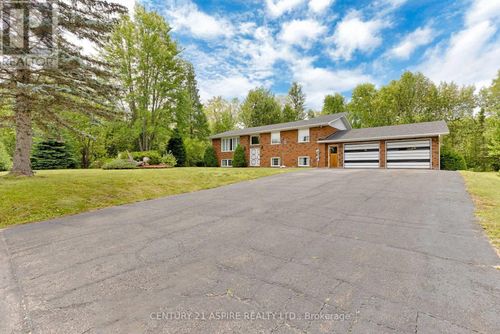 18 Biesenthal Road, Petawawa, ON, K8H2Y9 | Card Image