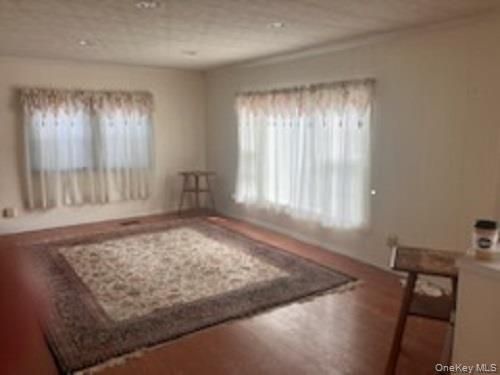 unit-360-1661 Old Country Rd, Riverhead, NY, 11901-4414 | Card Image