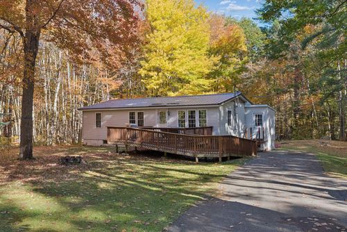 54 Kelley Rd, Pittston, ME, 04345-5535 | Card Image