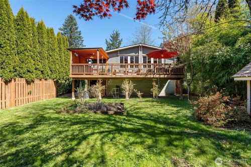 7731 Cedar Pl Se, Snoqualmie, WA, 98065-9541 | Card Image