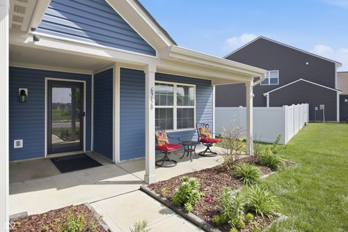 6758 Honeysuckle Way, Pendleton, IN, 46064-6451 | Card Image