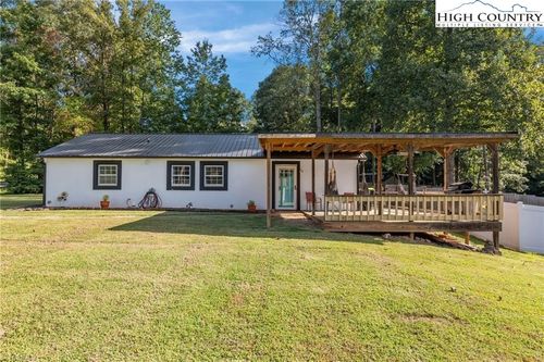 307 Pinehaven Dr, Lexington, NC, 27292-8225 | Card Image