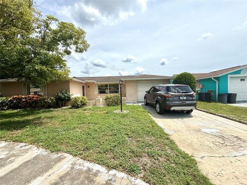 11210 Meadow Dr, PORT RICHEY, FL, 34668-2319 | Card Image