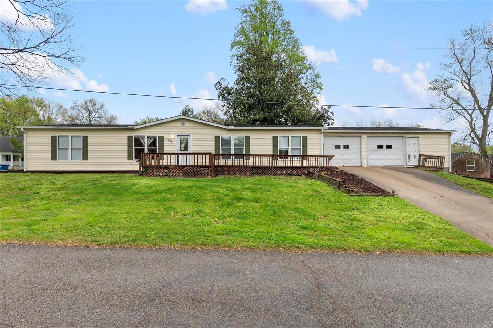5th St, Scott City, MO 63780