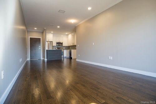 1b-78 Main St, Tappan, NY, 10983-2427 | Card Image