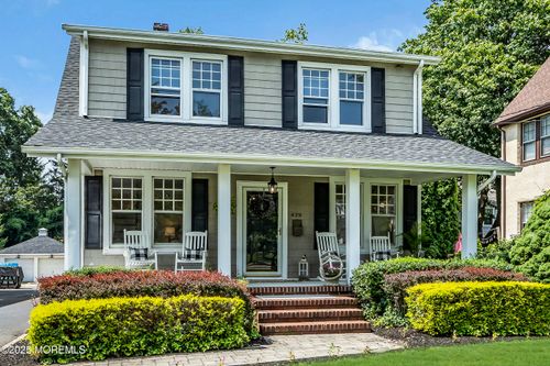 439 River Rd, Fair Haven, NJ, 07704-3029 | Card Image