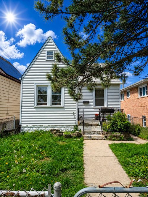 5046 W 79th Street, Burbank, IL, 60459 | Card Image