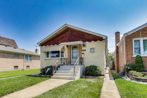 3619 Ridgeland Ave, Berwyn, IL, 60402-3837 | Card Image