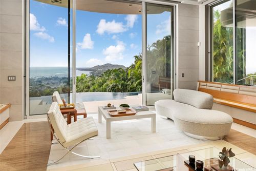 360 Puuikena Dr, Honolulu, HI, 96821-2503 | Card Image