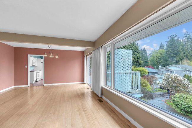 1386 Lawson Avenue, House other with 4 bedrooms, 2 bathrooms and 5 parking in West Vancouver BC | Image 16