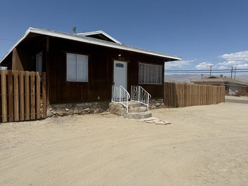 13408 Mariposa St, Trona, CA, 93562-2037 | Card Image