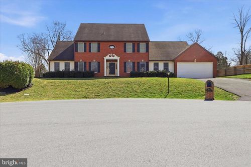 18819 Fountain Ter, HAGERSTOWN, MD, 21742-2670 | Card Image