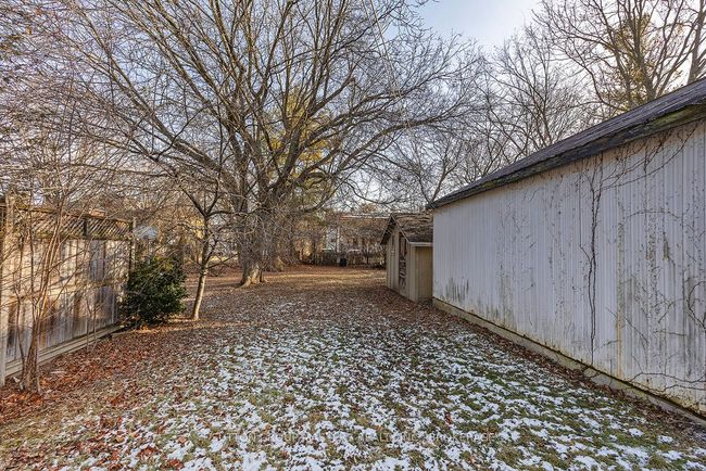 21 Alwington Ave, House other with 5 bedrooms, 2 bathrooms and 4 parking in Kingston ON | Image 34