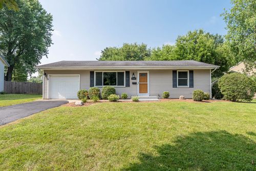 542 S 14th St, St. Charles, IL, 60174-3651 | Card Image