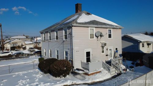 48 Locust St, Carteret, NJ, 07008-2648 | Card Image