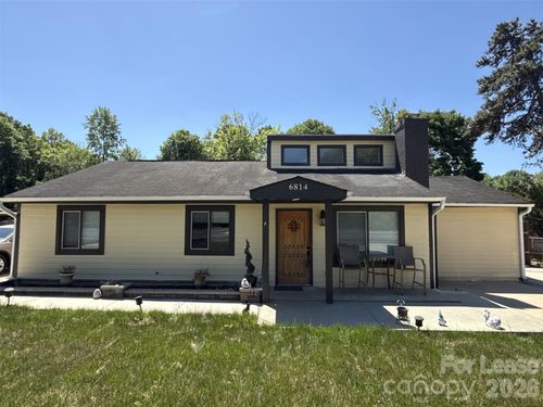 6814 Pence Rd, Charlotte, NC, 28215-4234 | Card Image