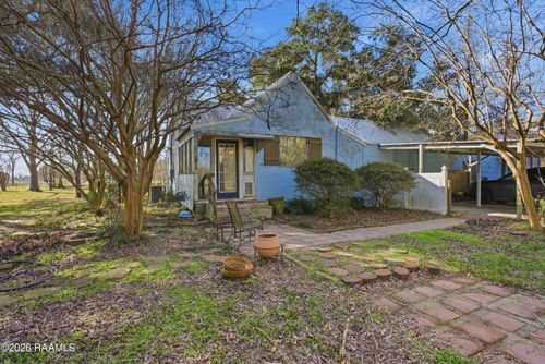 231 Iseringhausen Rd, Church Point, LA, 70525-7511 | Card Image