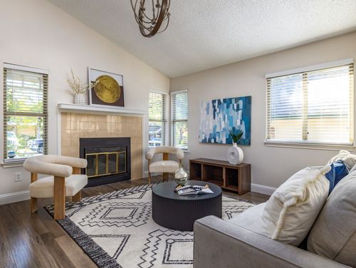 1811 Rainy Meadows Dr, Austin, TX, 78758-3568 | Card Image