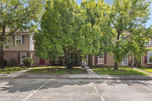 130 King George Ct, Jacksonville, NC, 28546-7253 | Card Image