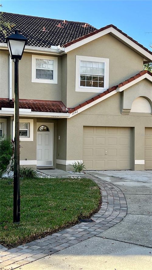 1242 N Fairway Drive, APOPKA, FL, 32712 | Card Image