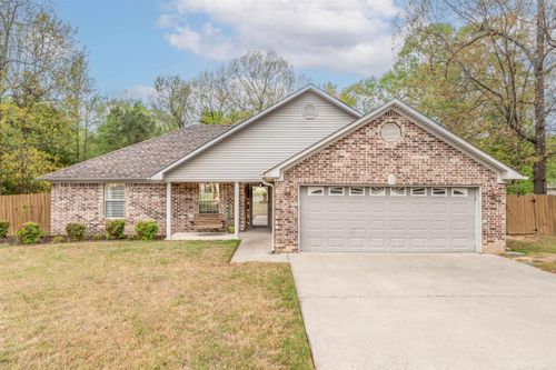 8 Bradley Cv, Maumelle, AR, 72113-5924 | Card Image
