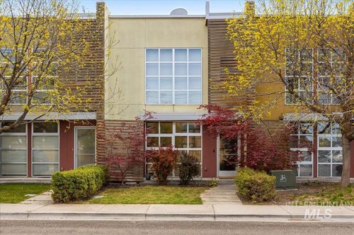 925 W Iowa St, Boise, ID, 83706-4912 | Card Image