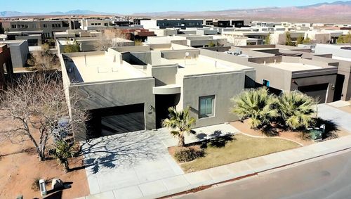 3212 S 4900 W, Hurricane, UT, 84737-1201 | Card Image