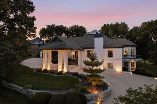 3711 E Castlebay Ct, Springfield, MO, 65809-4674 | Card Image