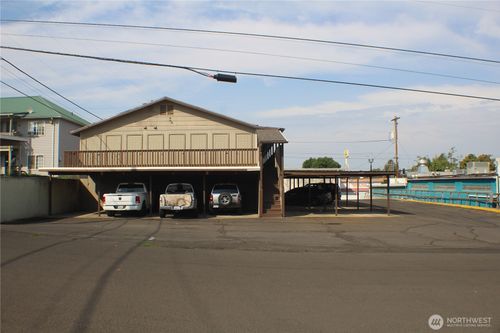 1200 Se Broadway Ave, College Place, WA, 99324-1538 | Card Image
