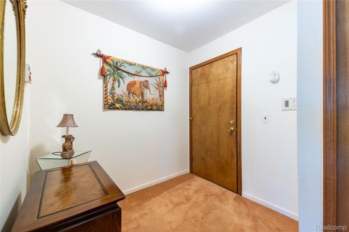 apt-43-8597 Mathias Dr, Grosse Ile, MI, 48138-1792 | Card Image