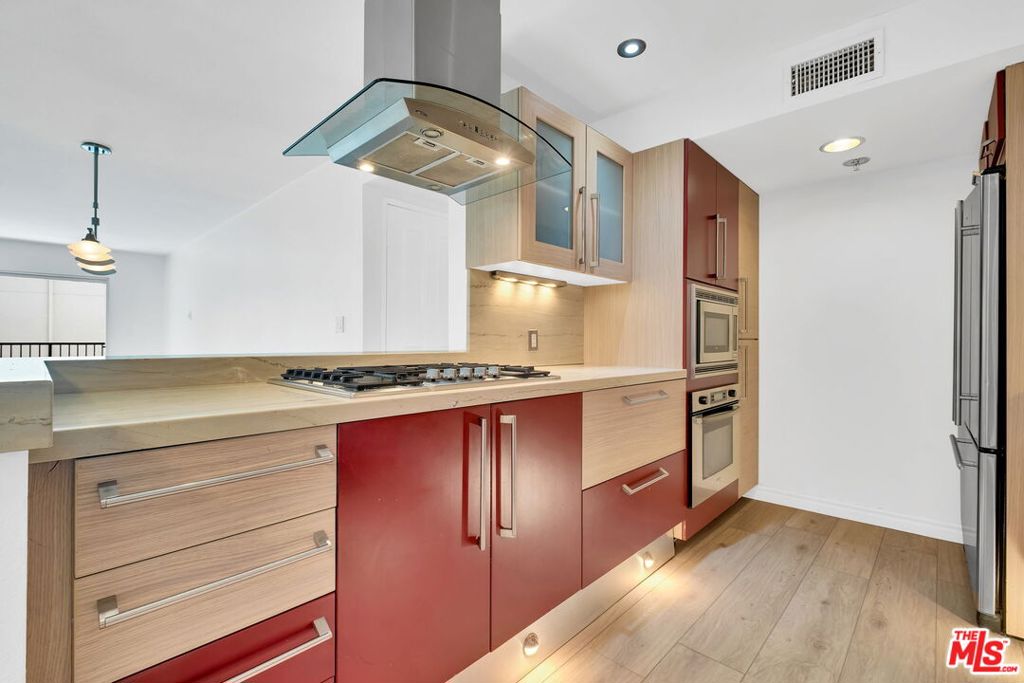 Residential in Sherman Oaks 5