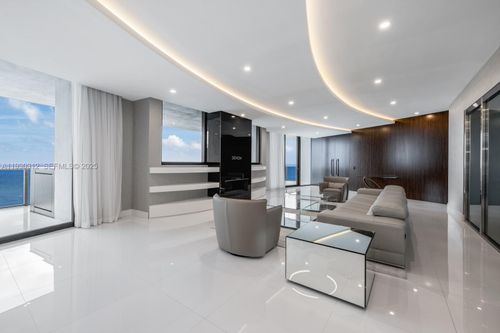 apt-2805-18555 Collins Ave, Sunny Isles Beach, FL, 33160-2770 | Card Image