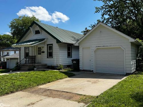 114 S 19th St, Clarinda, IA, 51632-2129 | Card Image