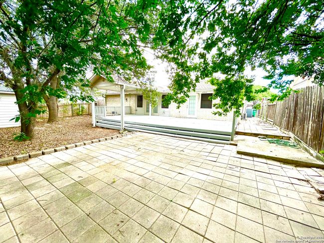 5904 Spring Vly, House other with 3 bedrooms, 2 bathrooms and null parking in San Antonio TX | Image 27