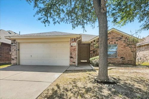 8117 Hennessey Trl, Fort Worth, TX, 76131-5442 | Card Image