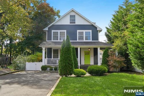 163 Woodward Ave, Rutherford, NJ, 07070-2243 | Card Image