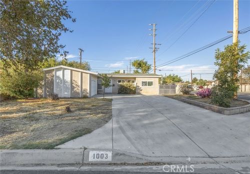  W Avenue J13, Lancaster, CA, 93534 | Card Image