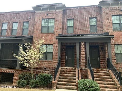 25 Brownstone Ln, Southern Pines, NC, 28387-2319 | Card Image