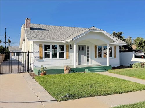 3349 Los Flores Blvd, Lynwood, CA, 90262-2508 | Card Image