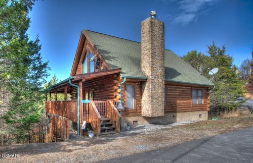 2525 Fleming Way, Sevierville, TN, 37876 | Card Image