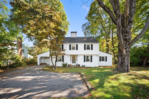 236 Ridgewood Rd, West Hartford, CT, 06107-3511 | Card Image