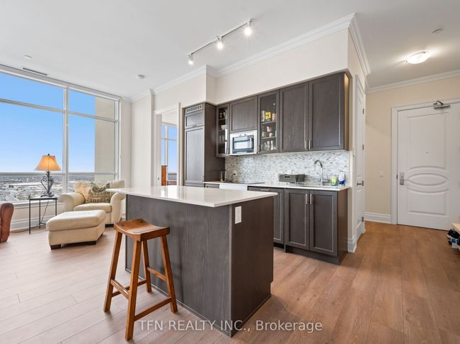 PH08 - 9075 Jane St, Condo with 2 bedrooms, 2 bathrooms and 1 parking in Concord ON | Image 11