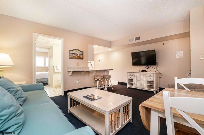 112 - 812 Ocean Ave, Condo with 1 bedrooms, 1 bathrooms and null parking in Ocean City NJ | Image 6