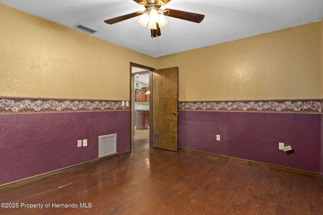 2318 Evenglow Ave, House other with 3 bedrooms, 2 bathrooms and null parking in Spring Hill FL | Image 37