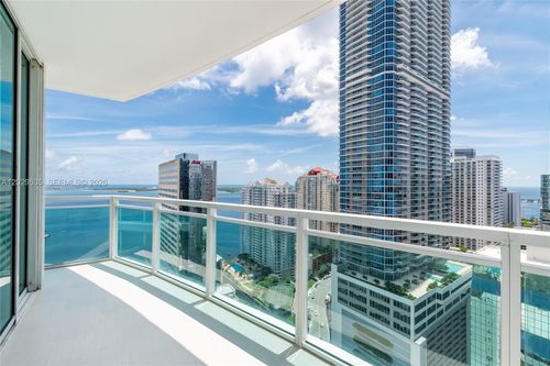 3210-951 Brickell Ave, Miami, FL, 33131-3941 | Card Image