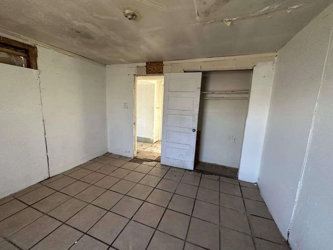 208 Bryan St, House other with 3 bedrooms, 1 bathrooms and null parking in Fabens TX | Image 5