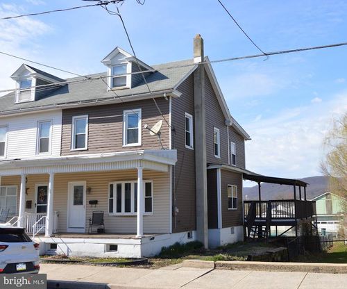 60 Schuylkill St, CRESSONA, PA, 17929-1409 | Card Image
