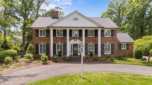 505 W Cornwallis Dr, Greensboro, NC, 27408-5701 | Card Image